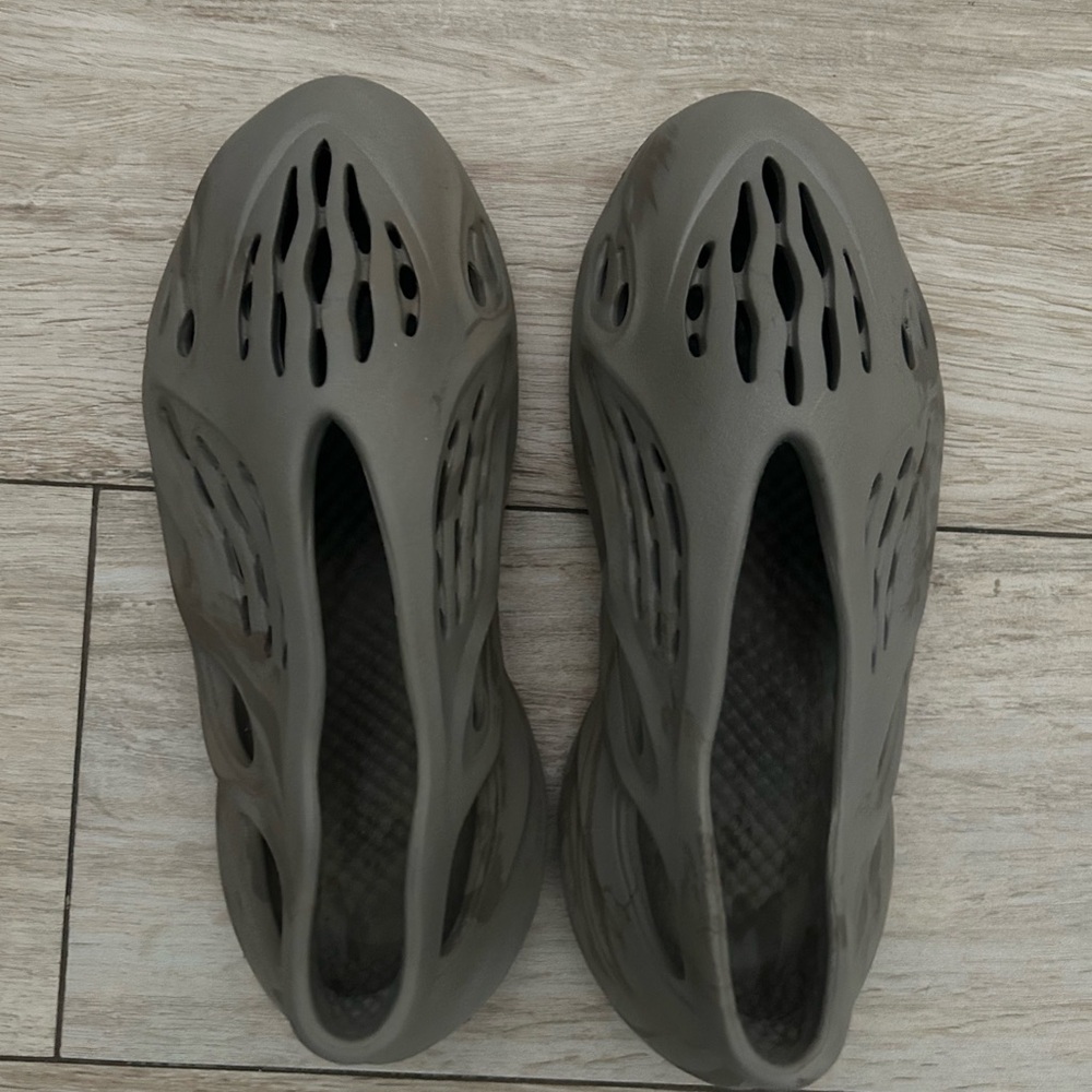 Yeezy Gray Sandals